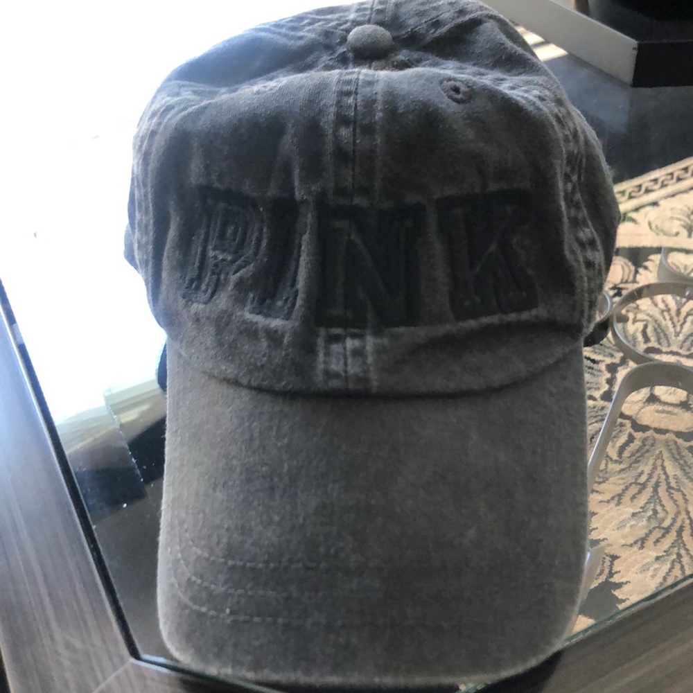 Pink hat - Picture 7 of 8